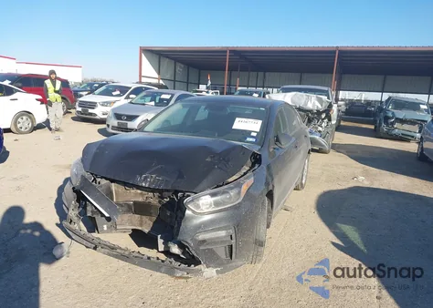 2021 Kia Forte Fe из США, поврежденный, VIN 3KPF24AD9ME354321